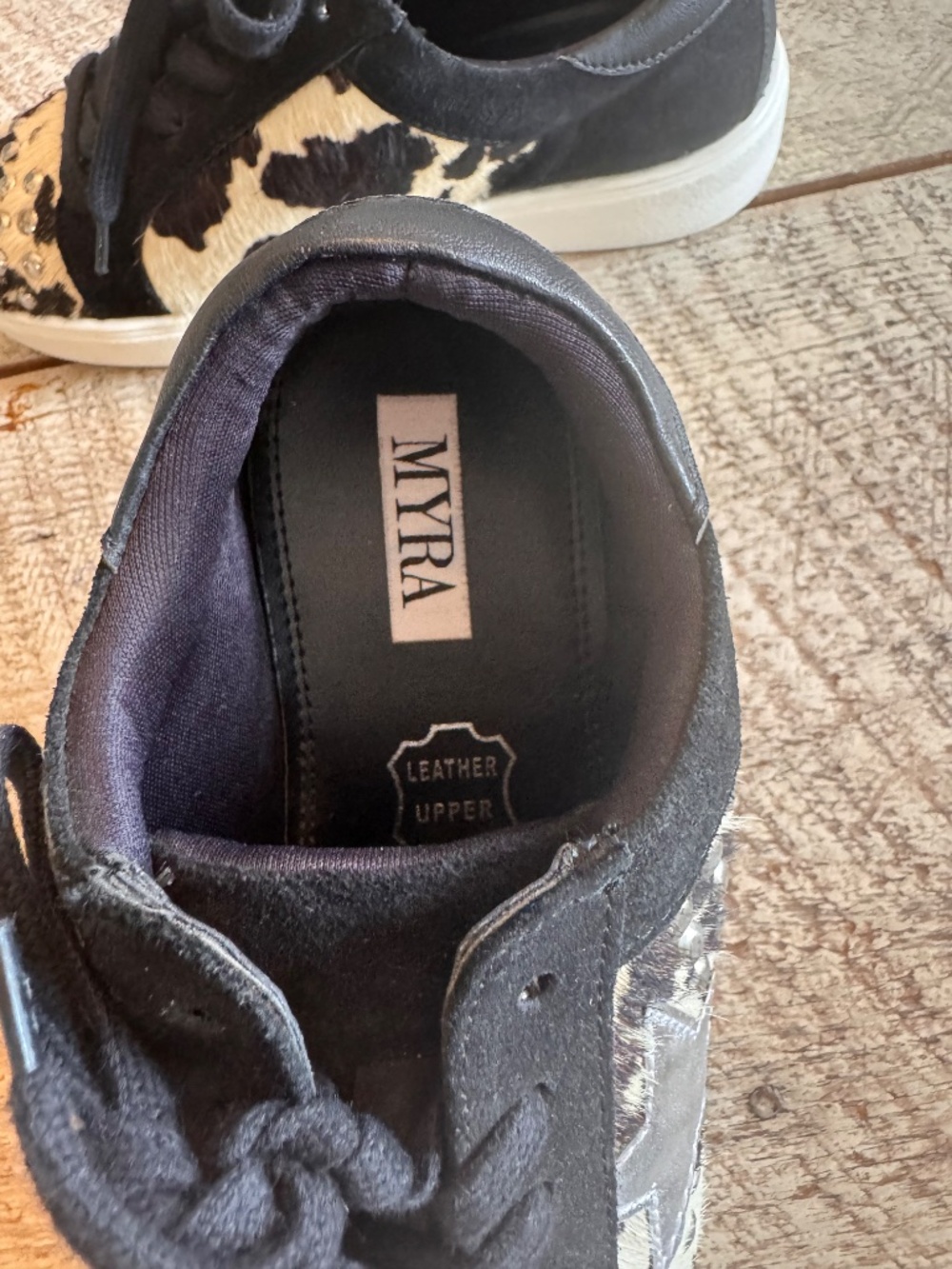 Shoes - Picture 2 of 5
